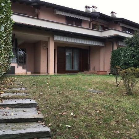 Lakeside Lago Maggiore Monvalle Buitenkant foto